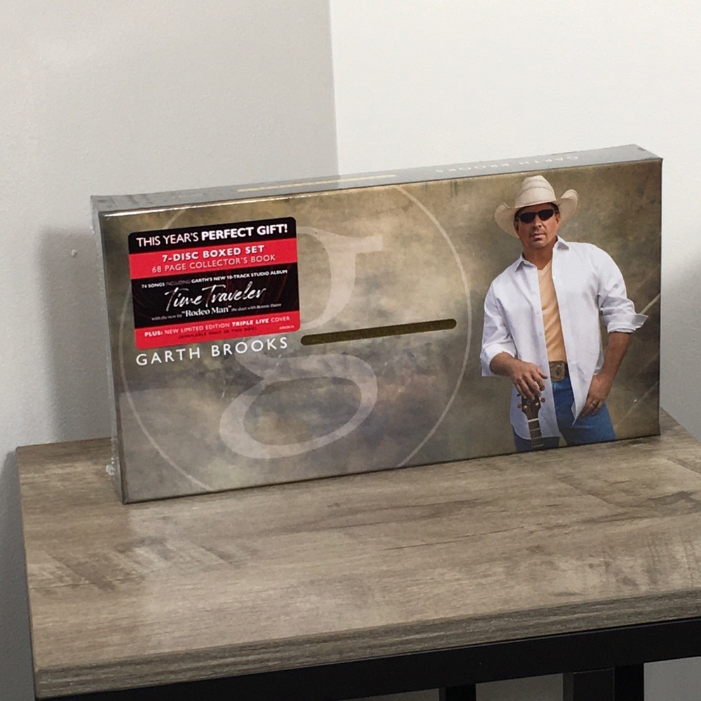 Garth Brooks 6-Disc Collector’s CD Set — Brown Cover Edition